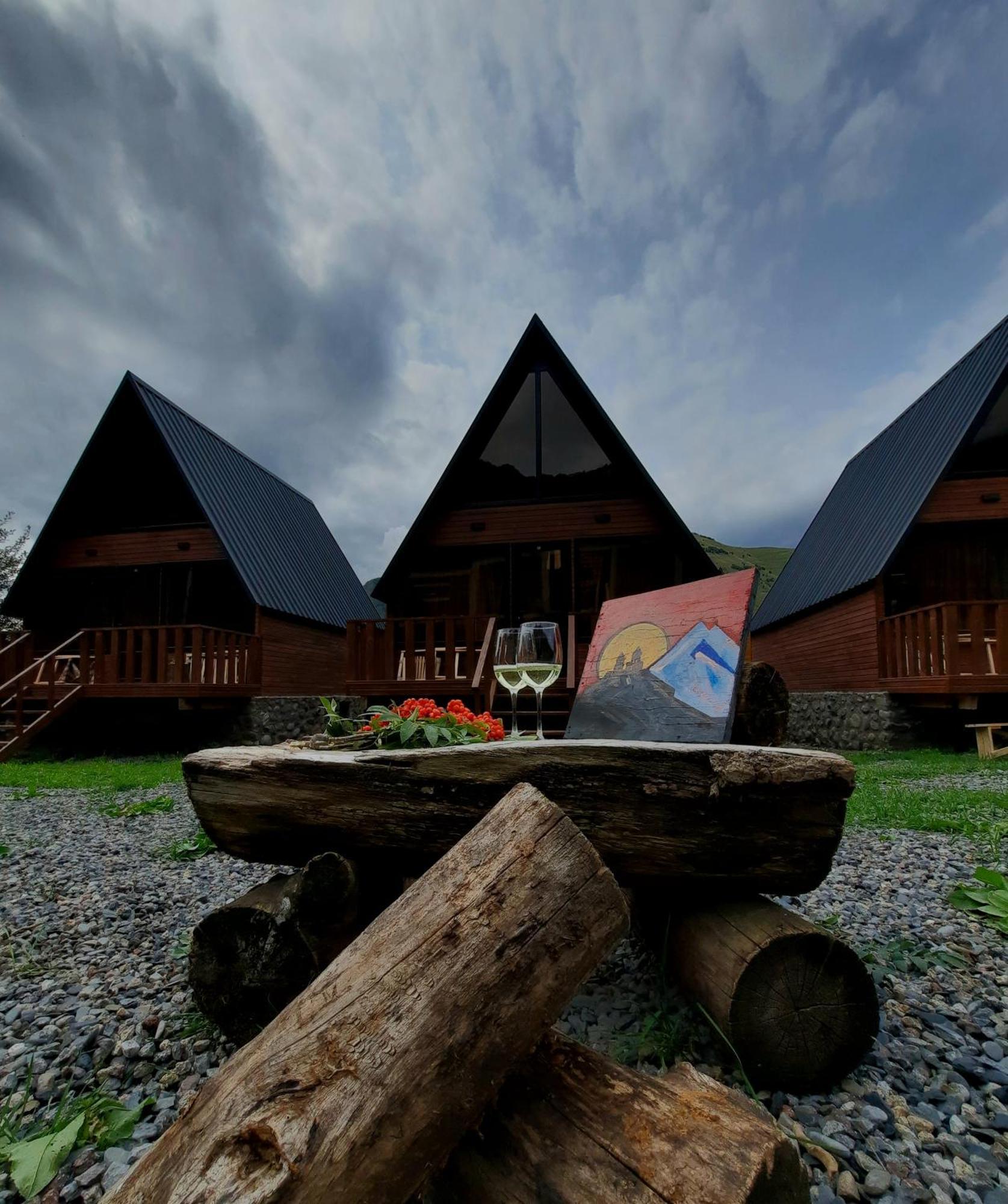 Ferienwohnung Trip Zone Kazbegi Exterior foto